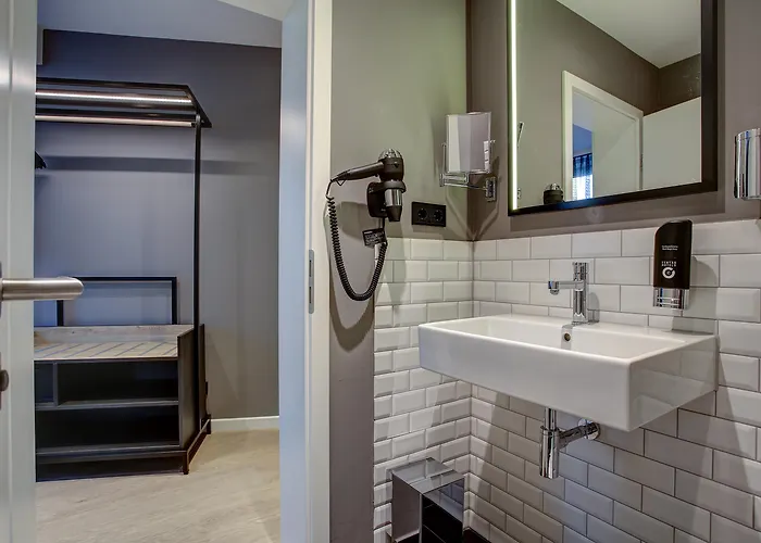 Hotel Vienna House Easy By Wyndham Hauptbahnhof 3*