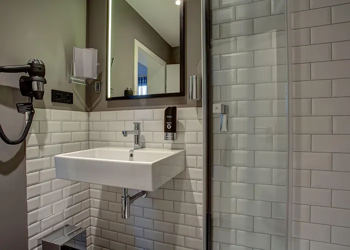 Hotel Vienna House Easy By Wyndham Hauptbahnhof 3*