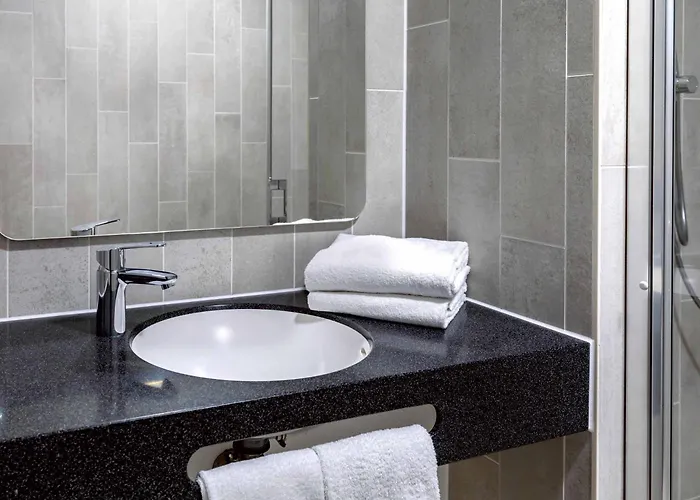 B&B Hotel Hamburg-Hbf Hotel 3*