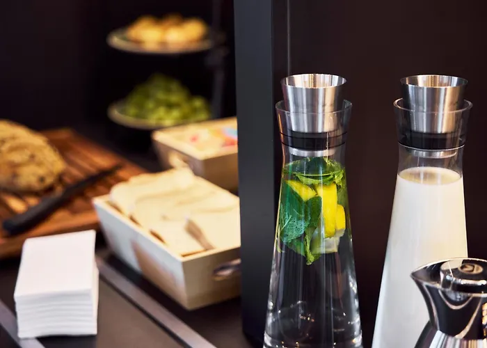 B&B Hotel Hamburg-Hbf Hotel 3*