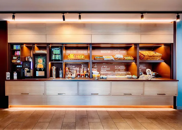 Hotel B&B Hotel Hamburg-Hbf 3*